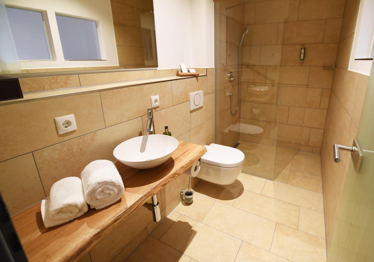 Aparthotel Nah Dran Dingolfing Buitenkant foto